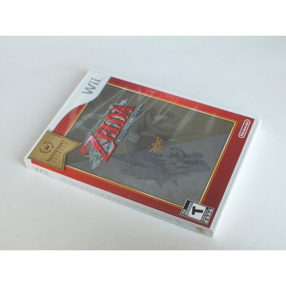 The Legend of Zelda: Twilight Princess NINTENDO SELECTS  (Wii, 2006) COMPLETE - Picture 3 of 6